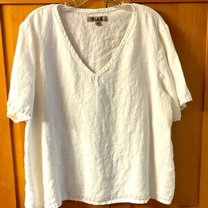 Women’s 100% linen short sleeve top, made by Flax